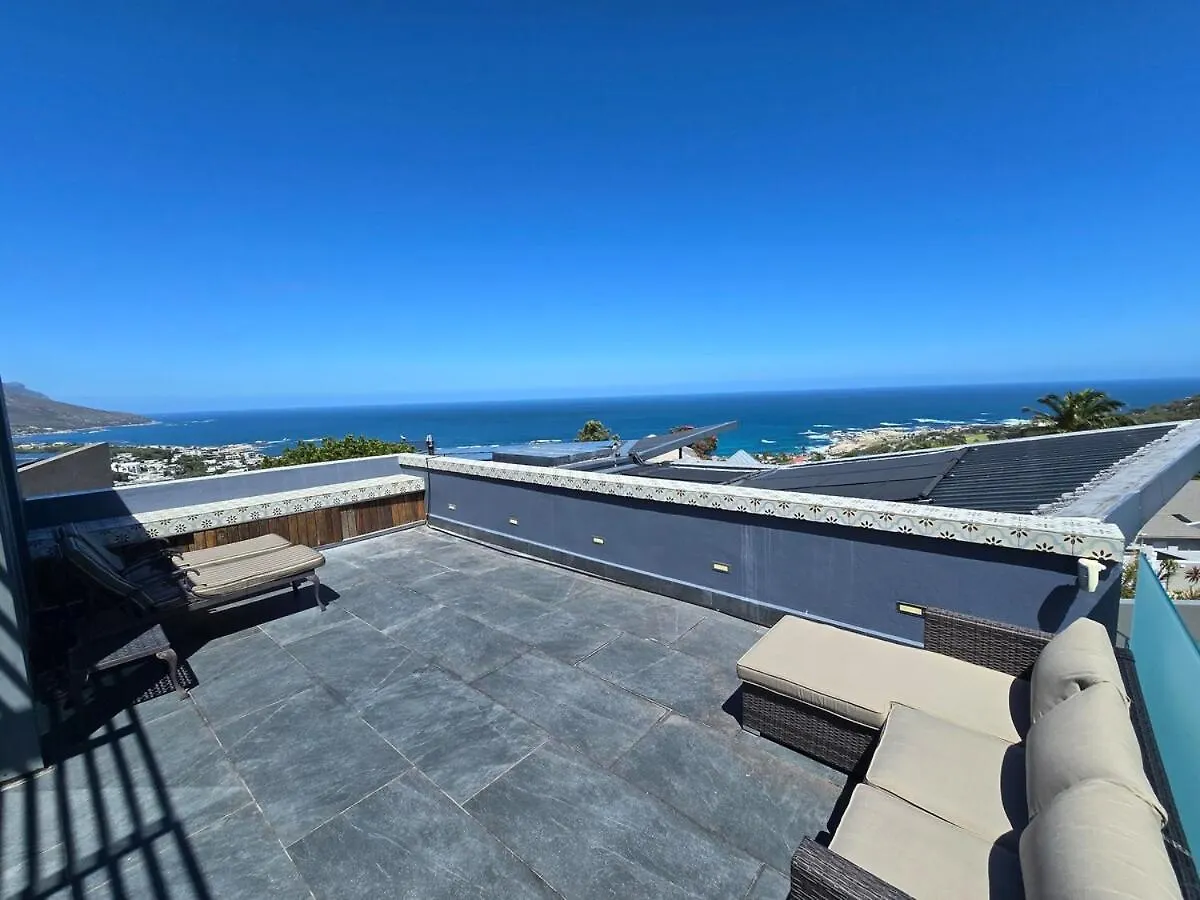 A Symphony Of Glass, Sea & Skies Ciudad del Cabo